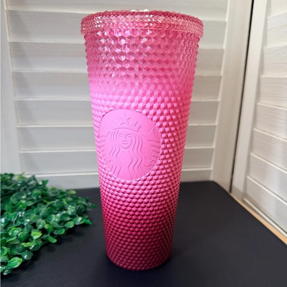 NWT Starbucks Holiday 2022 Waxberry Pink Ombre Studded Tumbler - no straw